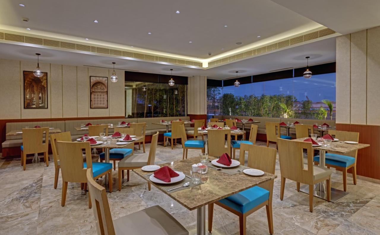 尼玛雅酒店 Kandla 外观 照片